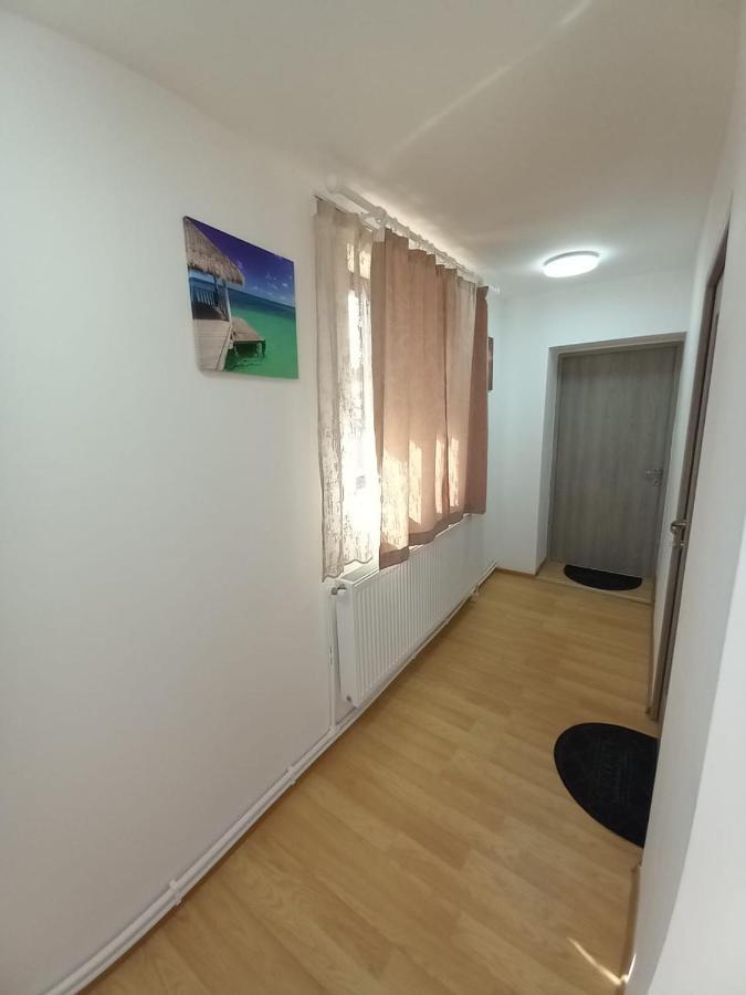 Camere In Regim Hotelier Brasov Luaran gambar