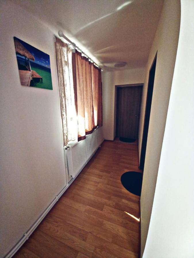 Camere In Regim Hotelier Brasov Luaran gambar
